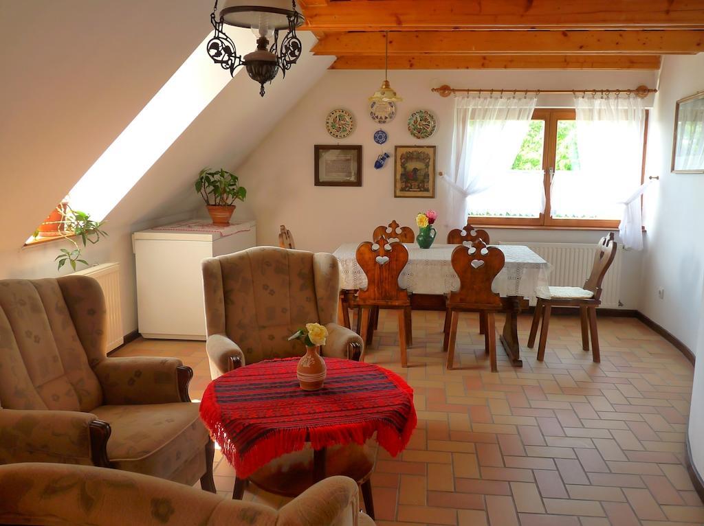 Aranyház Apartmanszállás Tihany Exterior foto